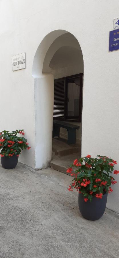 Appartamento Old Town Baska Esterno foto